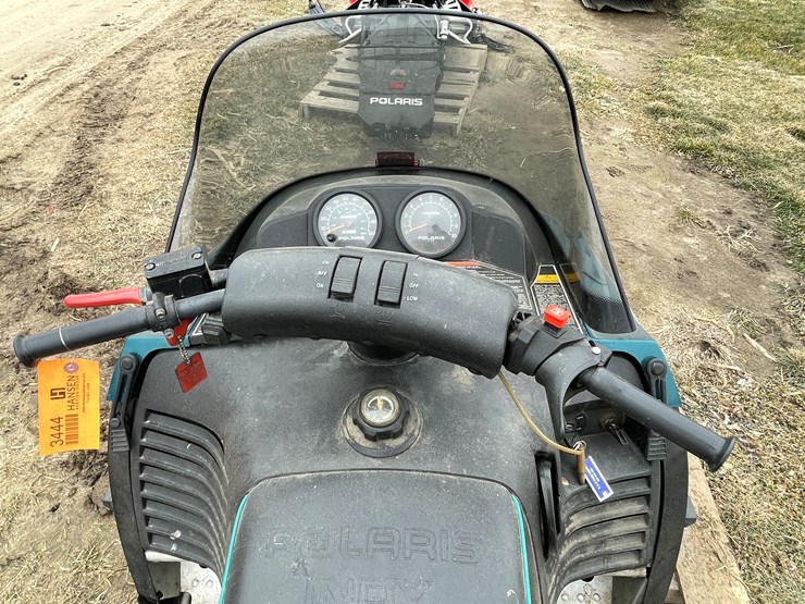 #3444-•-1998-polaris-indy-trail-snowmobile-for-parts-(no-registration-card)-image-27