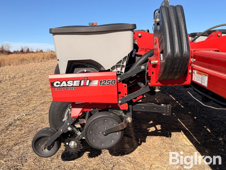 2009-case-ih-1250-image-16