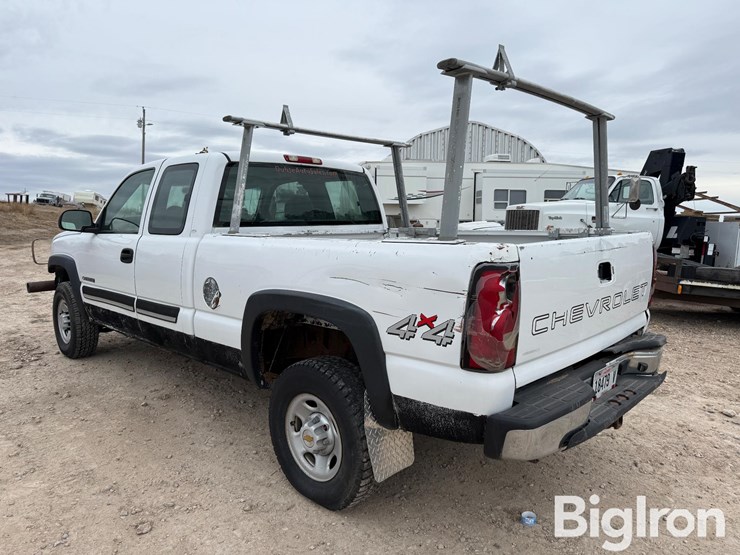 2003-chevrolet-silverado-2500-image-7