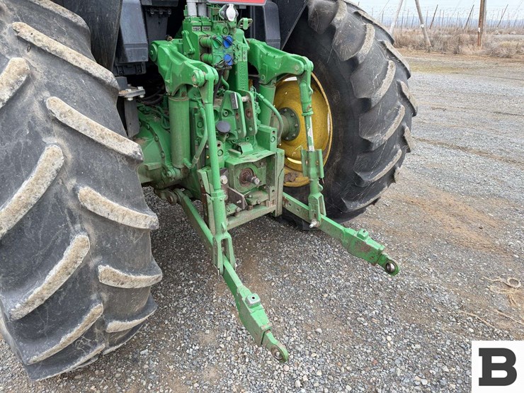 2017-john-deere-6130m-image-25