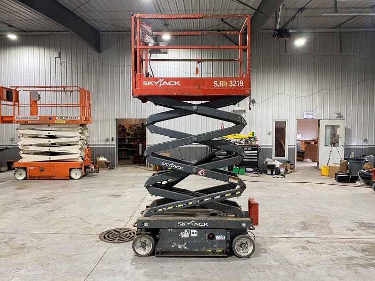 2016-skyjack-sjiii3219-image-25