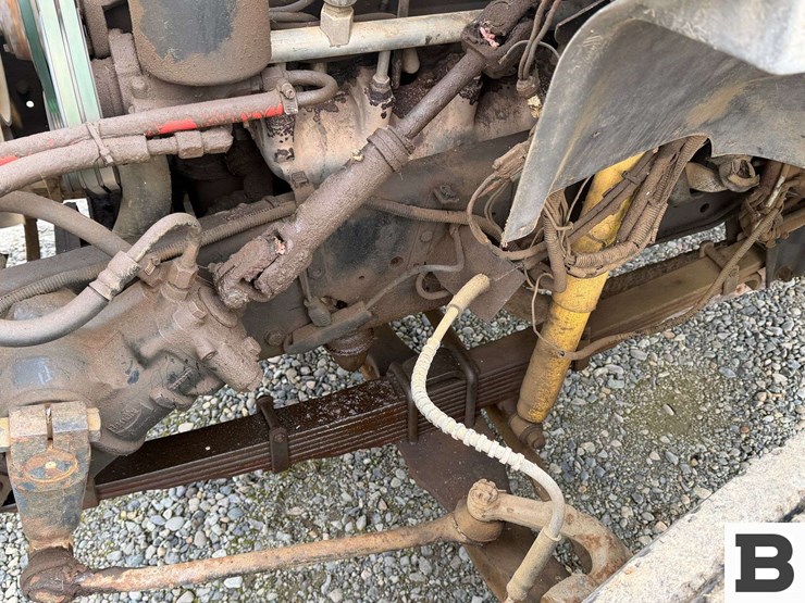 1990-ford-f700-image-40