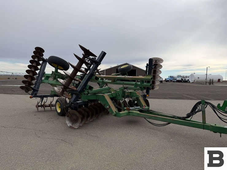 john-deere-650-image-11