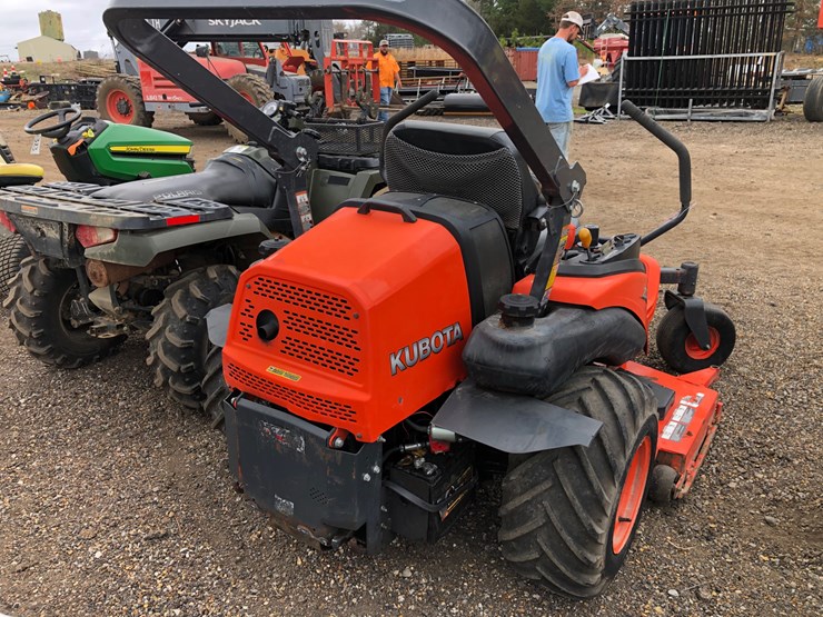 kubota-zd326-image-3