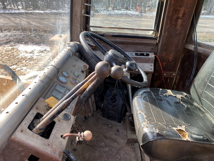 1994-dresser-530c-image-22