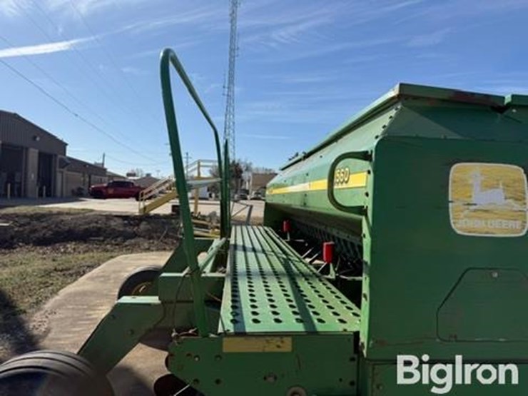 john-deere-1560-image-16