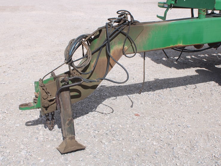 #1004-•-great-plains-3s-400d-solid-stand-grain-drill-image-15