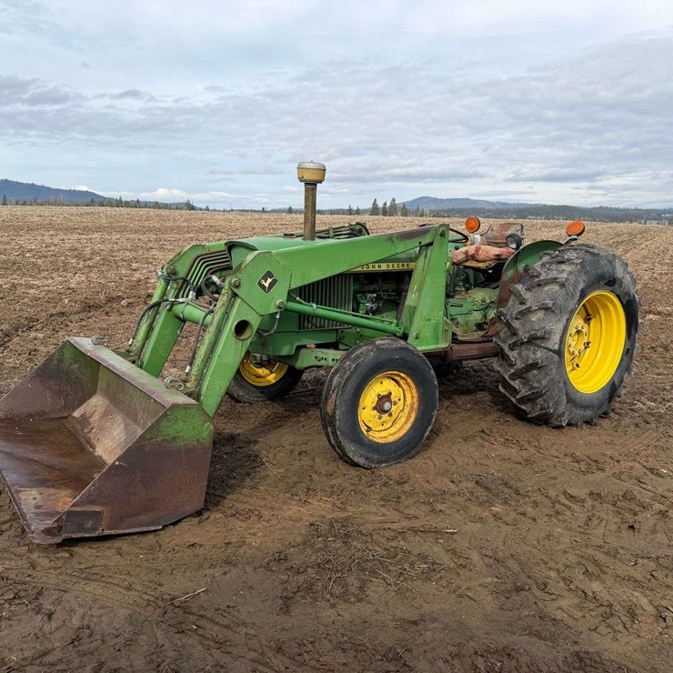 JOHN DEERE 1530