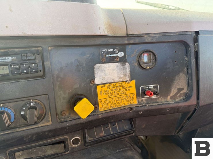 1998-international-4900-image-51