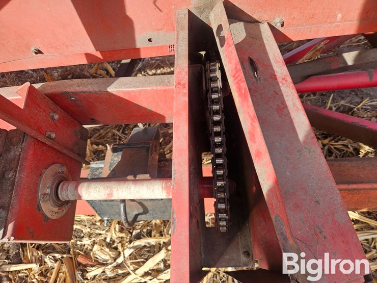 case-ih-1083-image-16