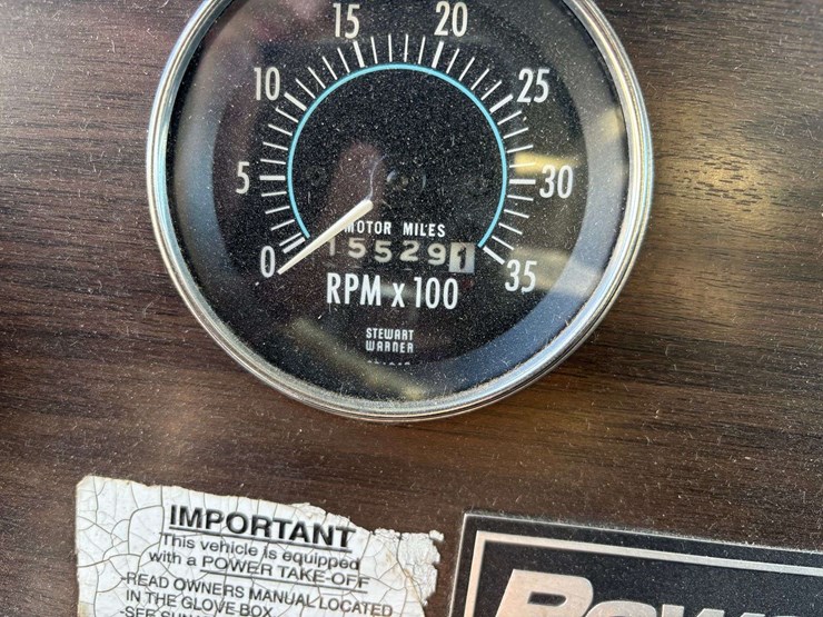 1982-peterbilt-389-image-19