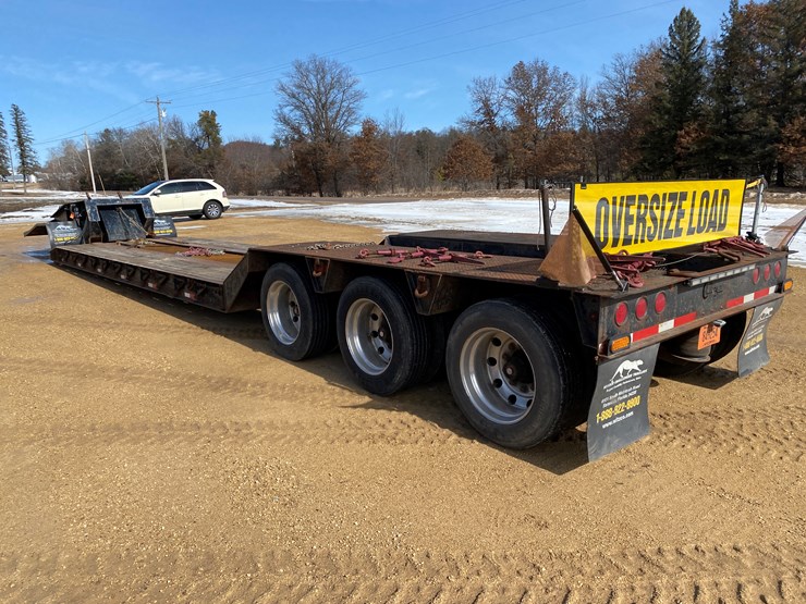 #1100-•-2010-witzco-rg-50-tri-axle-lowboy-semi-trailer-(has-wi-title)-(colfax,-wi)-image-11