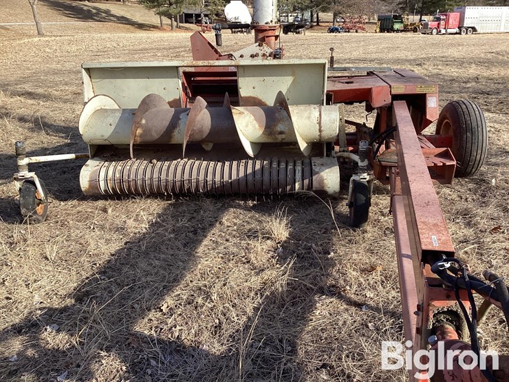 hesston-7160-image-11