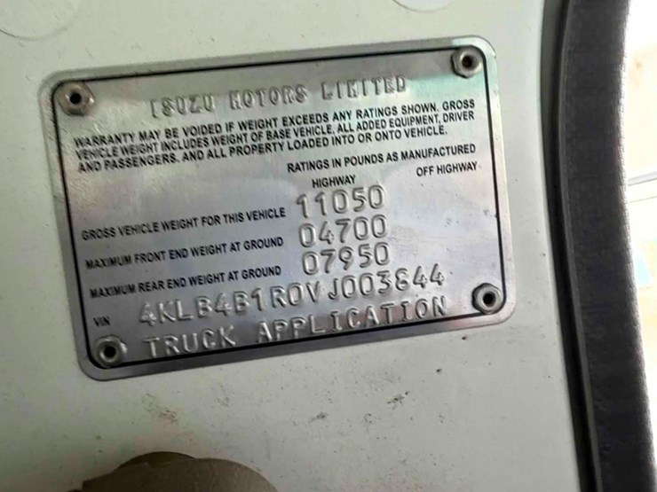 1997-isuzu-npr-image-19