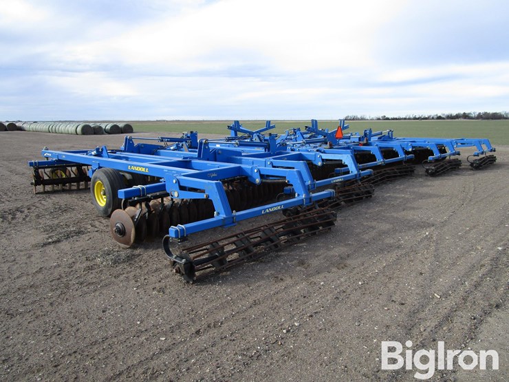 2013-landoll-7450-44-image-7