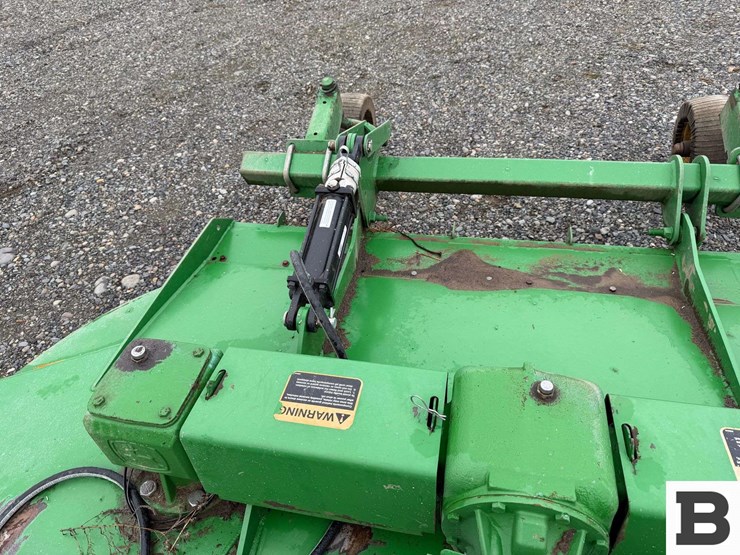 2019-john-deere-mx8-image-12