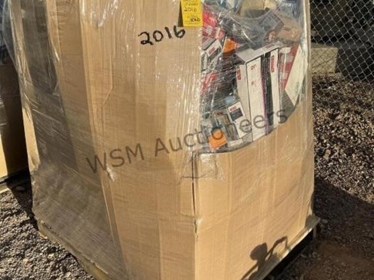 large-box-of-household-maintenance-items-image-1