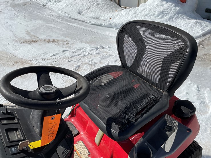 #14000-•-snapper-48"-riding-lawn-mower-(marenisco,-mi)-image-25