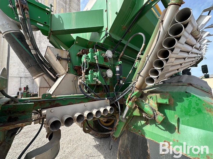 2018-john-deere-f4365-image-18