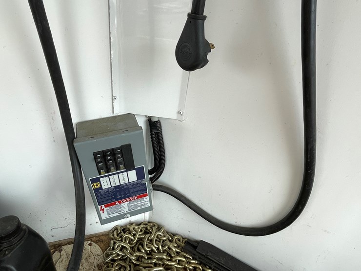 #3202-•-2002-renagade-kibbi-haul-lite-26'-trailer-(has-wi-title)-image-23