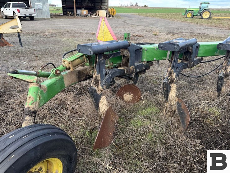 2007-john-deere-2700-image-12