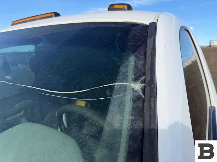 2010-chevrolet-silverado-3500-image-10