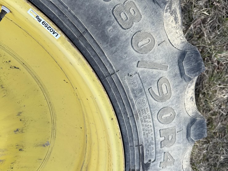 john-deere-4830-image-11