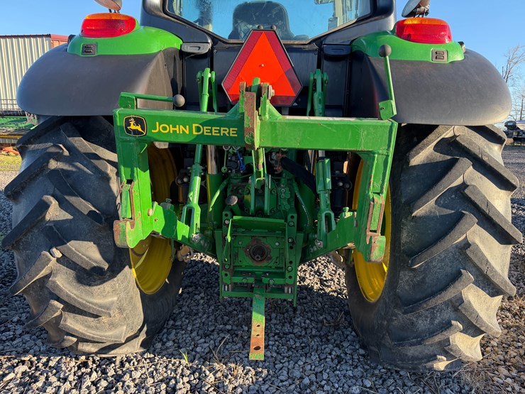 2017-john-deere-6120m-image-15