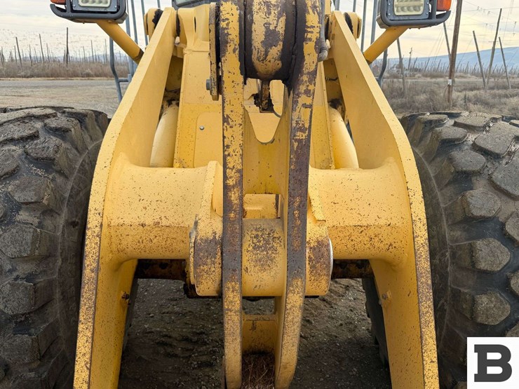 2001-komatsu-wa380-3-image-16