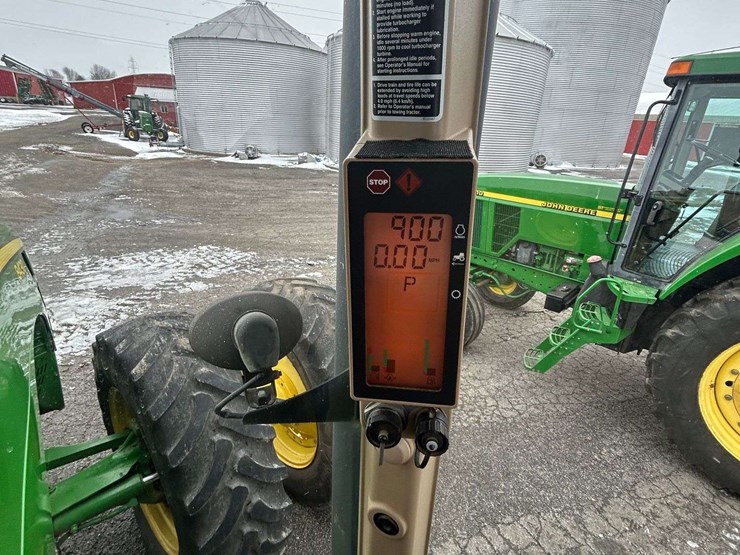 2008-john-deere-8430-image-35