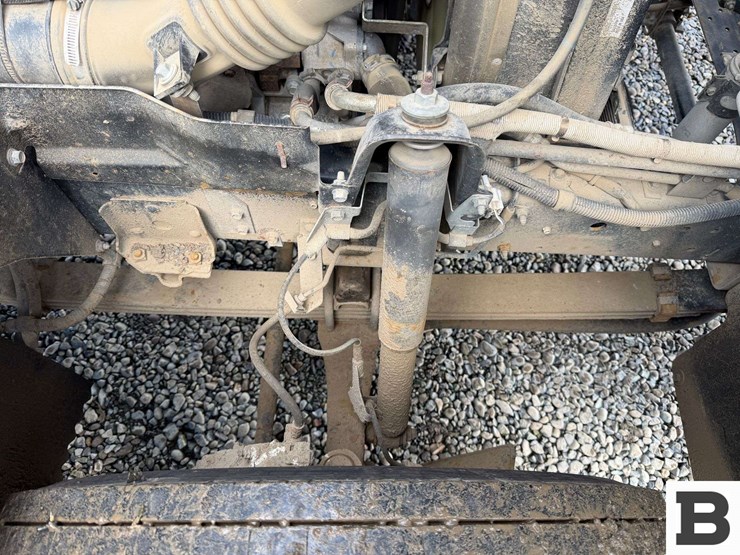 2007-isuzu-npr-image-44