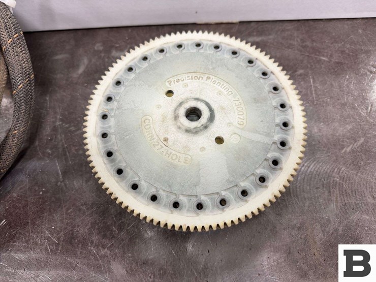 2008-john-deere-1700-image-39