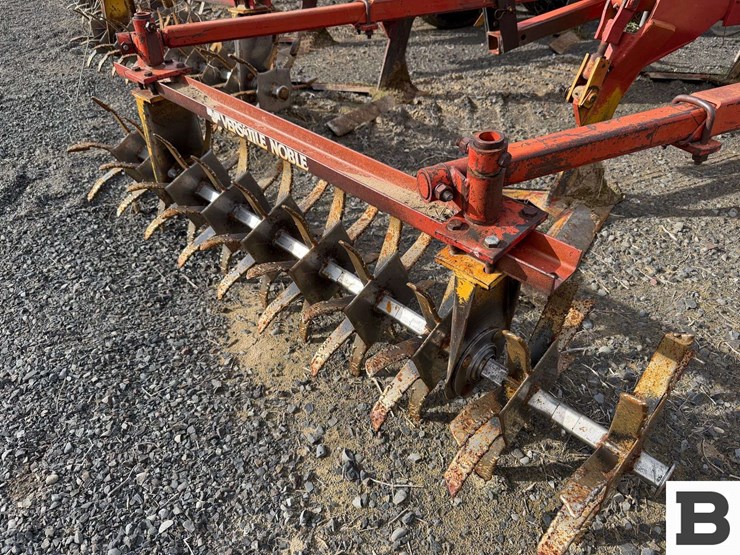 1995-haybuster-3200-image-30