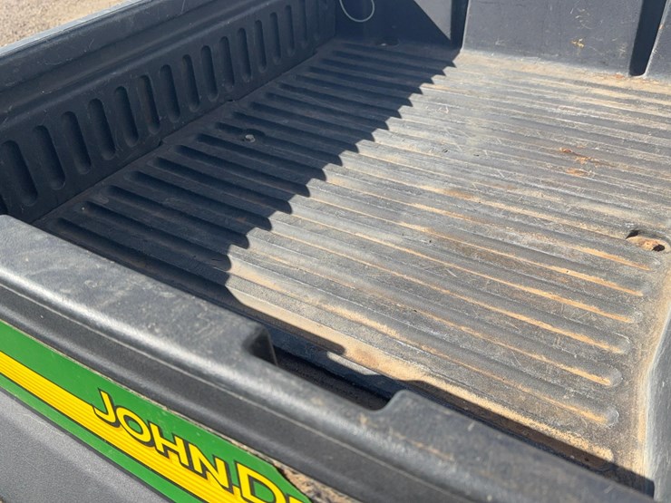 2005-john-deere-buck-500-image-11