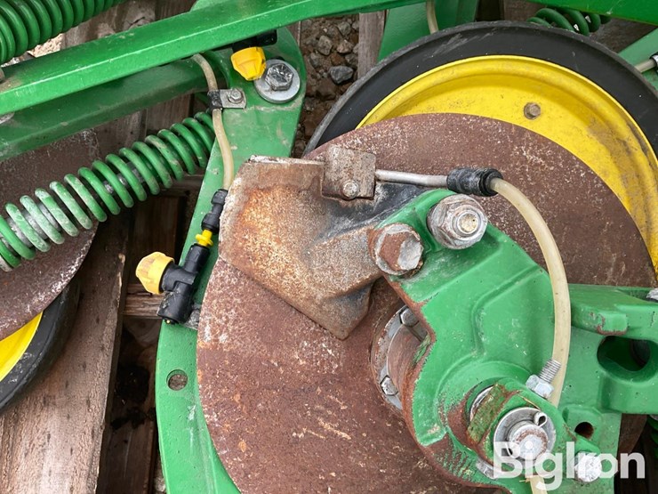 john-deere-12-image-20