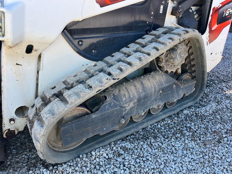 2022-bobcat-t64-image-13