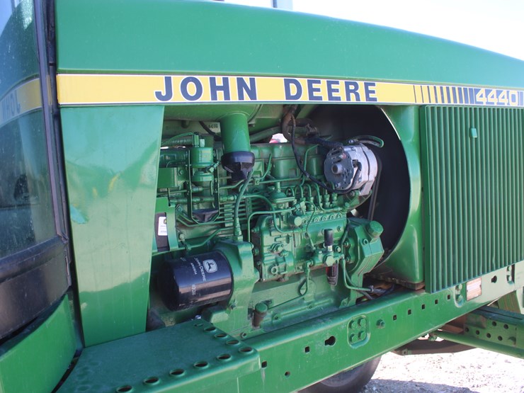 john-deere-4440-image-63