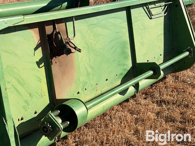 john-deere-924-image-9