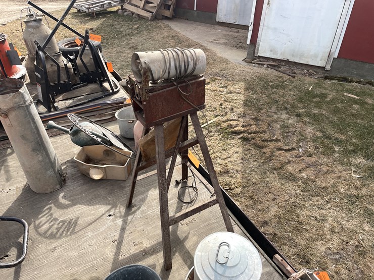 #7254-•-chicken-debeaker-image-3