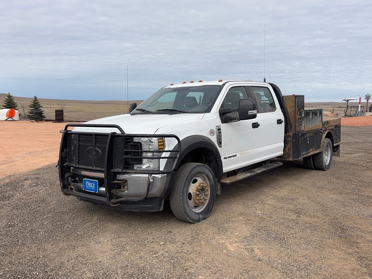 2019-ford-f550-image-1