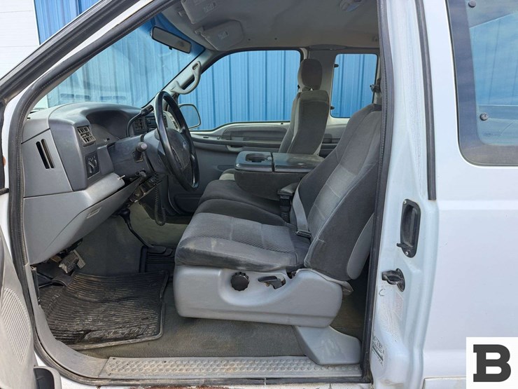 2002-ford-f250-image-25