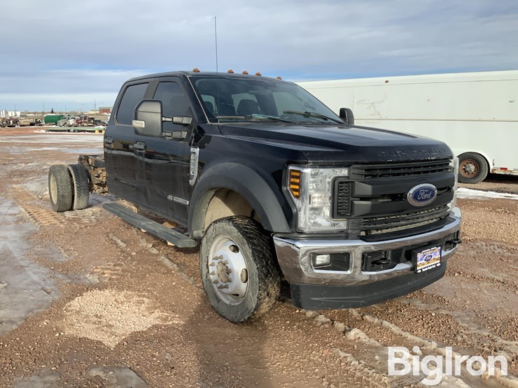 2019-ford-f550-xl-image-3