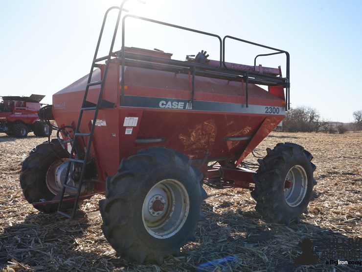 case-2300-air-cart-image-5