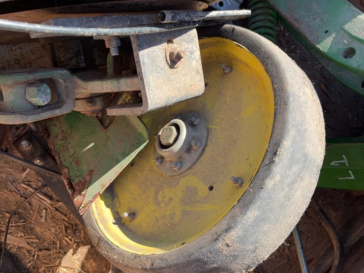 john-deere-1770-image-17