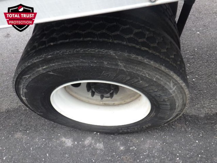 2022-kenworth-t270-image-10