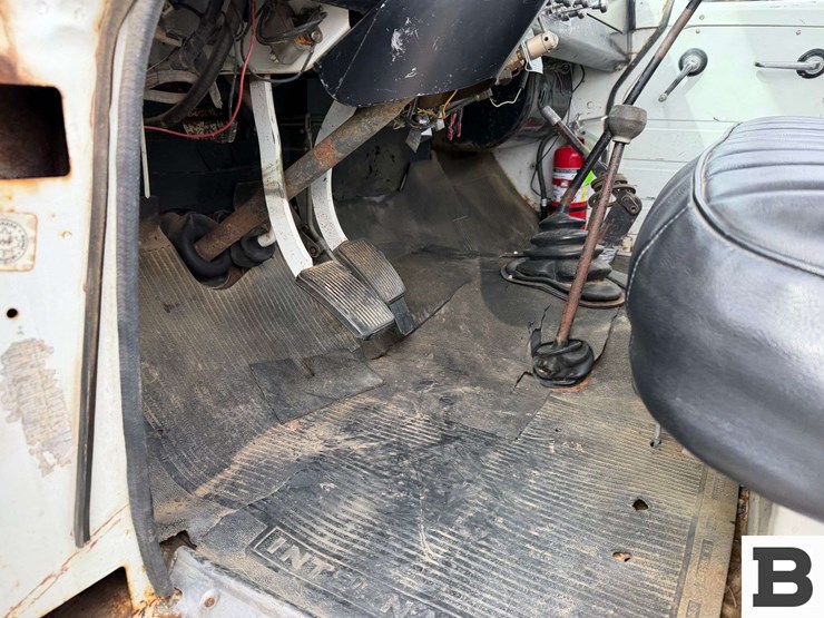 1976-international-loadstar-image-23