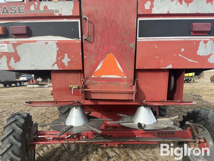1986-case-ih-1660-image-17