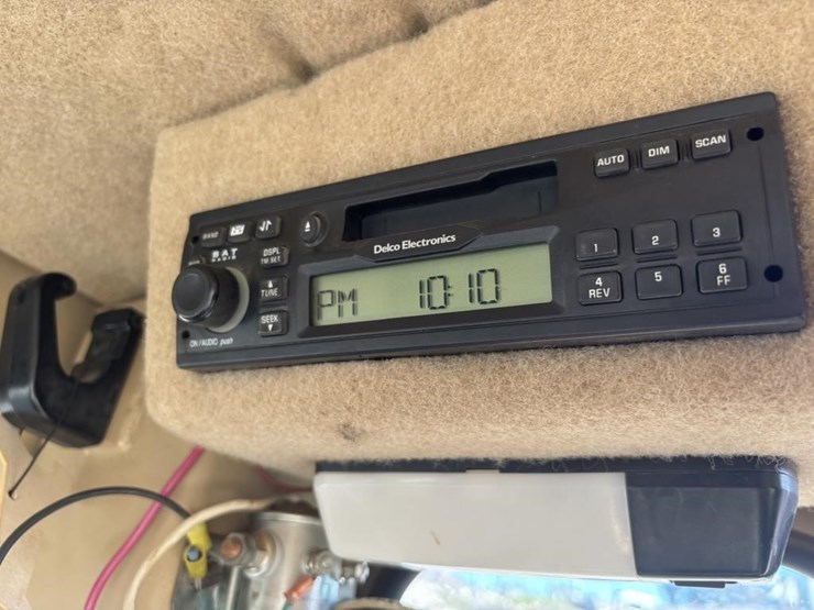 caterpillar-143h-image-51