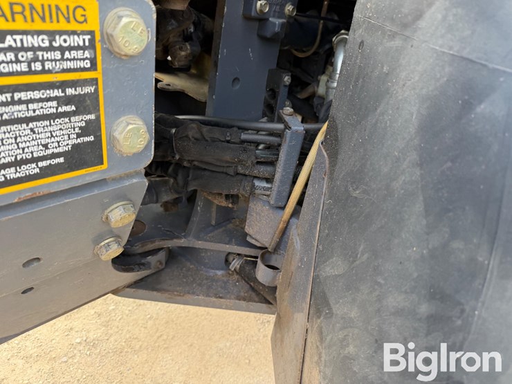 1998-new-holland-tv140-image-16