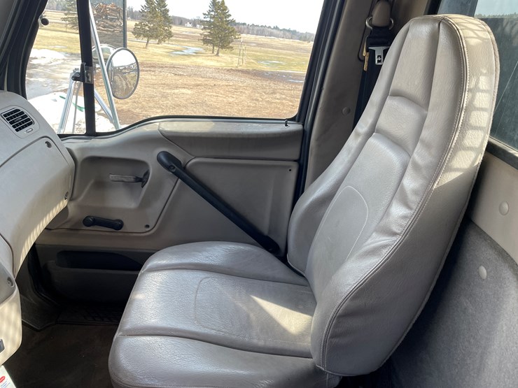 #1005-•-2003-sterling-log-truck-(has-wi-title)-(grantsburg,-wi)-image-48